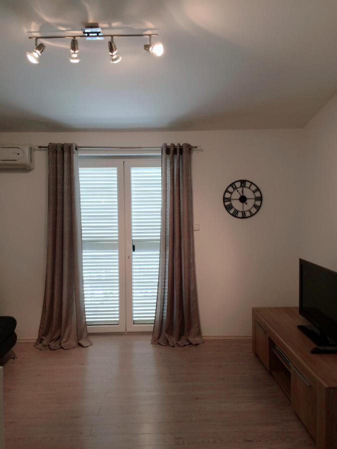 Apartment Цесариця Екстер'єр фото
